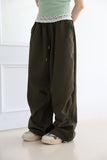 All-day rivet parachute pants