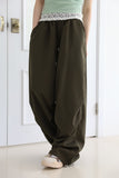 All-day rivet parachute pants