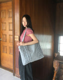 Yuan Frill Square Big Shoulder Bag
