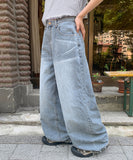 Hacoco Damage Cat Washing Wide Denim Pants