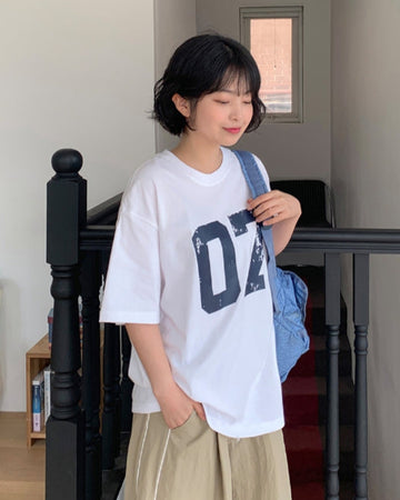 Tomt Number Printing Over Short Sleeve Tee