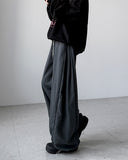 Aid Pintuck Balloon Pants