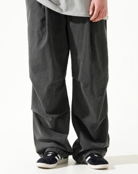 PERSTEPのTwo Tuck Pigment Parachute Pants 全5色 PERSTEP (パーステップ) - ツータックピグメントパラシュート