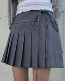 Catty strap pleats mini skirt