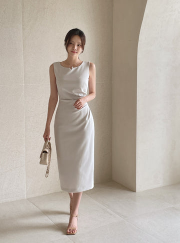 Morian Notch Shirring Span Sleeveless One Piece