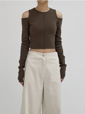 Shoulder slit cropped T-shirt