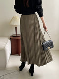 Colby Suede Belt Banding Pleated Skirt