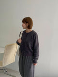 Gelte Wool Round Knit Cardigan