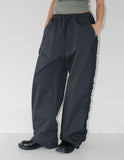 FLUTTER FRILL LINE PANTS