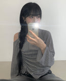 One Off Slit Shirring Long Sleeve T-shirt