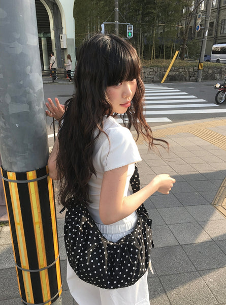 【Anyone more】Blan Dot Shirred Half Moon Shoulder Bag Anyone more (エニワンモア) - ブランドットシャーリングハーフ