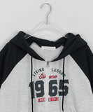 Heiru lettering crop two-way short sleeve hood zip-up