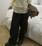 SIDETUCK TRAINING PANTS