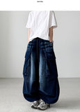 Akita Corduroy Balloon Pants