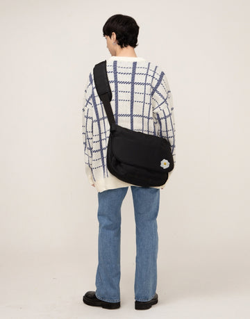 White Rose Smile Embroidered Cross Messenger Bag