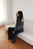 Straight button off shoulder