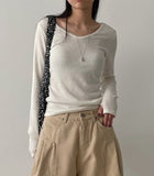 Soie V-neck warmer knit tee