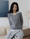 Soft v-neck knit
