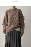 [wool60%] Pretzel Cable Wool Overfit Knit