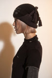 BUTTON BRAID STRAP KNIT BEANIE