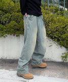 Sand one-tuck denim pants