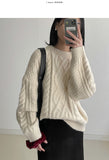 [wool60%] Pretzel Cable Wool Overfit Knit