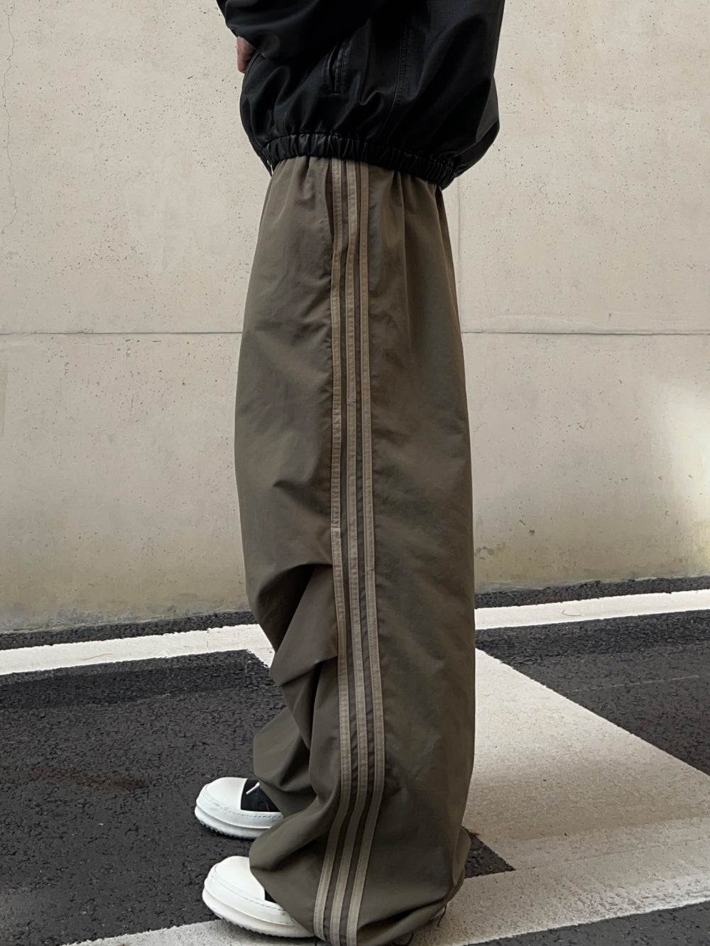 【KOOLOSET】Triple Line Parachute Pants 