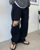 Knee open slit denim