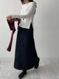 One-slit button tension t-shirt