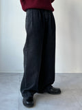 Waistbandless Two-Tuck Wide Denim