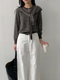 Curved Semi-Wide Cotton Pants