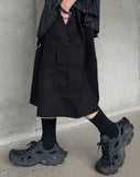 Side Tuck Cotton Cargo Bermuda Pants