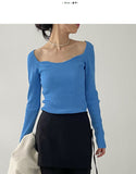 Heart Neck Ribbed Slim Knit