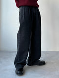 Waistbandless Two-Tuck Wide Denim