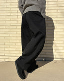 One-tuck cotton wide pants