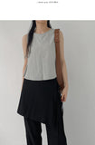 [Nylon ver.] Two-button sleeveless blouse