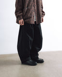 One Tuck Balloon Pants