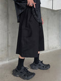 Side Tuck Cotton Cargo Bermuda Pants