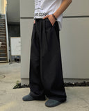Moz two-tuck wide slacks