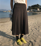 CLASSIC MID PLEATS SKIRT