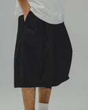 Pleated Volume Half Pants