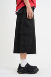 Rough-cut Bermuda shorts