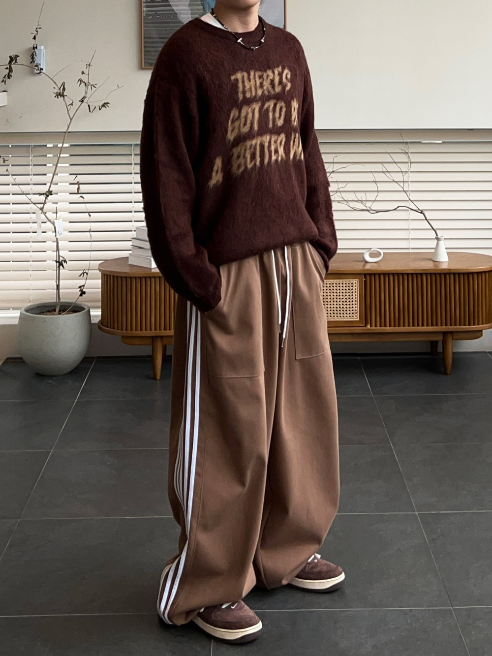 【KOOLOSET】Soft Brush Lettering Round Knit KOOLOSET (クロゼット) - ソフトブラッシュレタリングラウンド