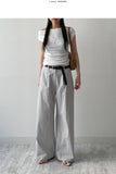 Shirring one off-shoulder T-shirt