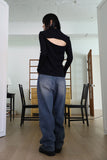Back slit button turtleneck