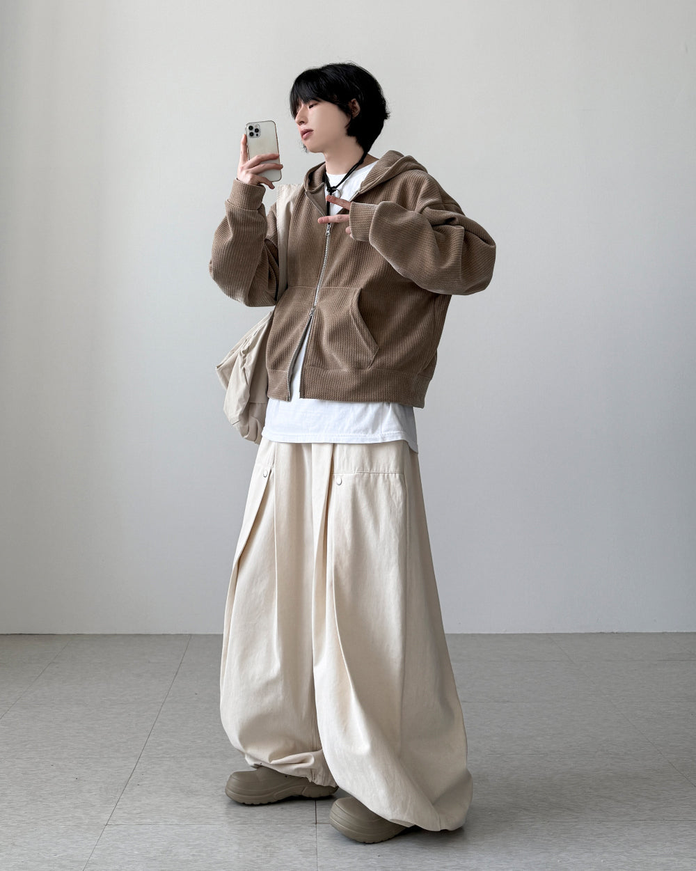 【YOURNUS】Moed Rivet Balloon Pants YOURNUS (ユアノス) - モエリベットバルーンパンツ / Moed Rivet