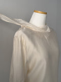 Ray Balloon Tie Half Blouse