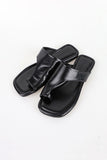 Square flop slippers