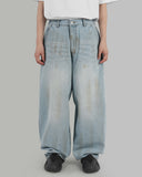 Dirty denim balloon jeans
