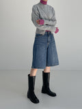 Zip-up round crop knit